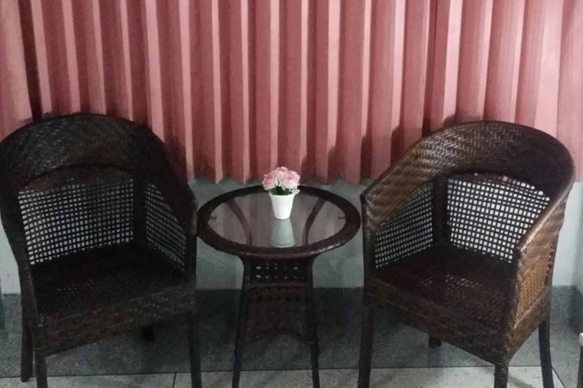 The 1 Place Hat Yai Bagian luar foto